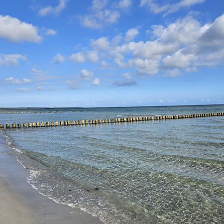 Ferienhaussiedlung Strandperlen Buchenhof 6A Wustrow  Exterior photo
