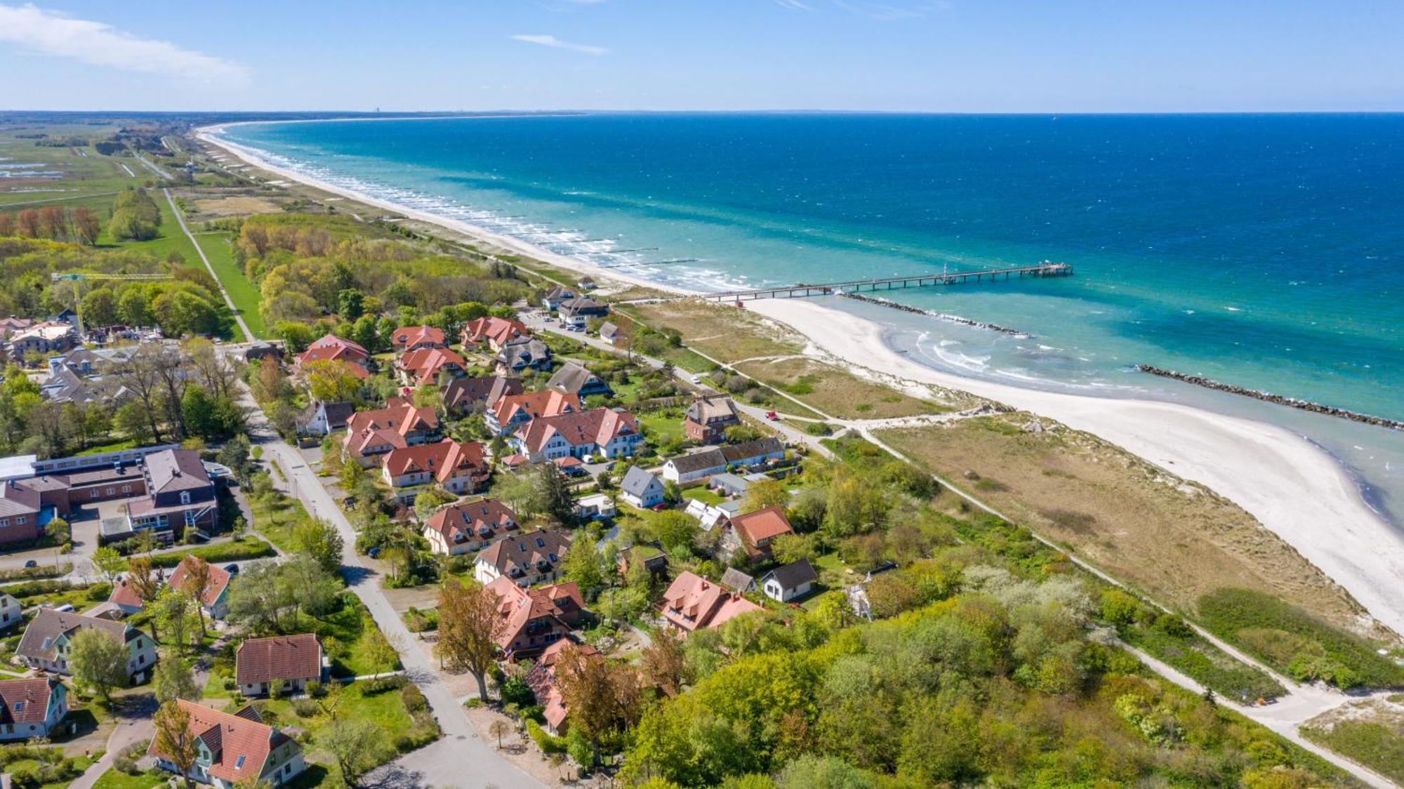 Ferienhaussiedlung Strandperlen Buchenhof 6A Wustrow  Exterior photo